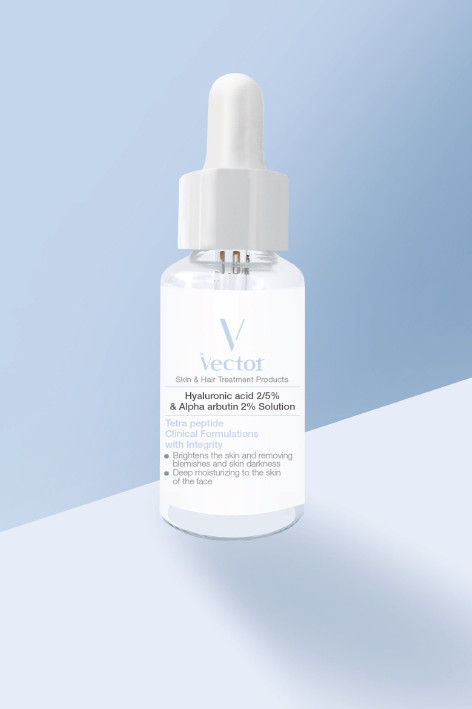 سرم هیالورونیک اسید %۲٫۵ و آلفا آربوتین %۲ وکتور ( Vector )