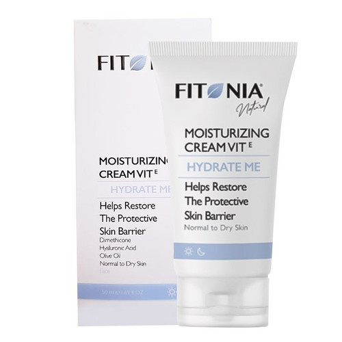 کرم آبرسان فیتونیا حاوی ویتامین E مناسب پوست خشک